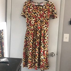 NWT LuLaRoe Amelia size large